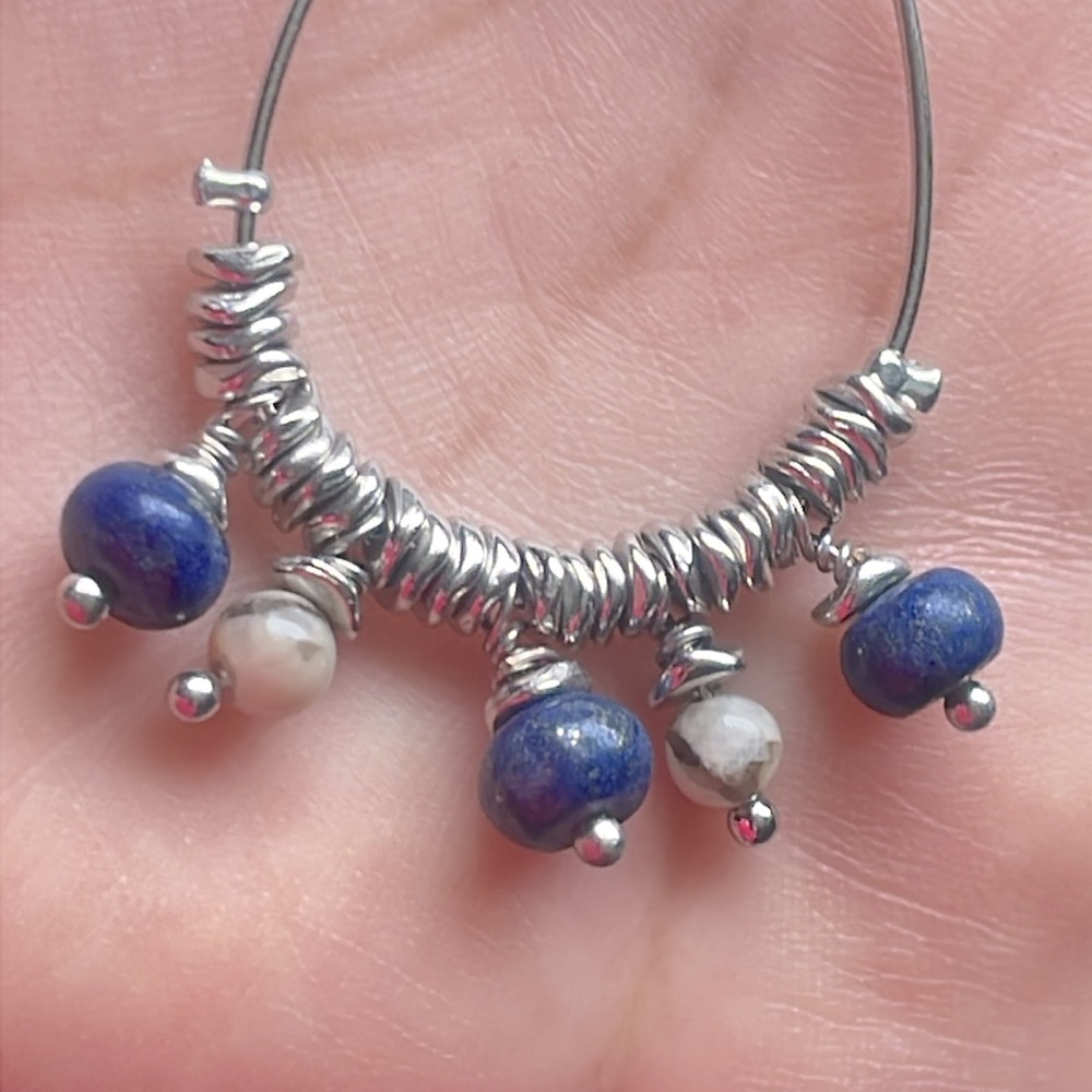 Lapis Lazuli and agate earrings - Picture 2 of 3